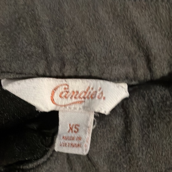 Gray skirt with patterns - Picture 2 of 3